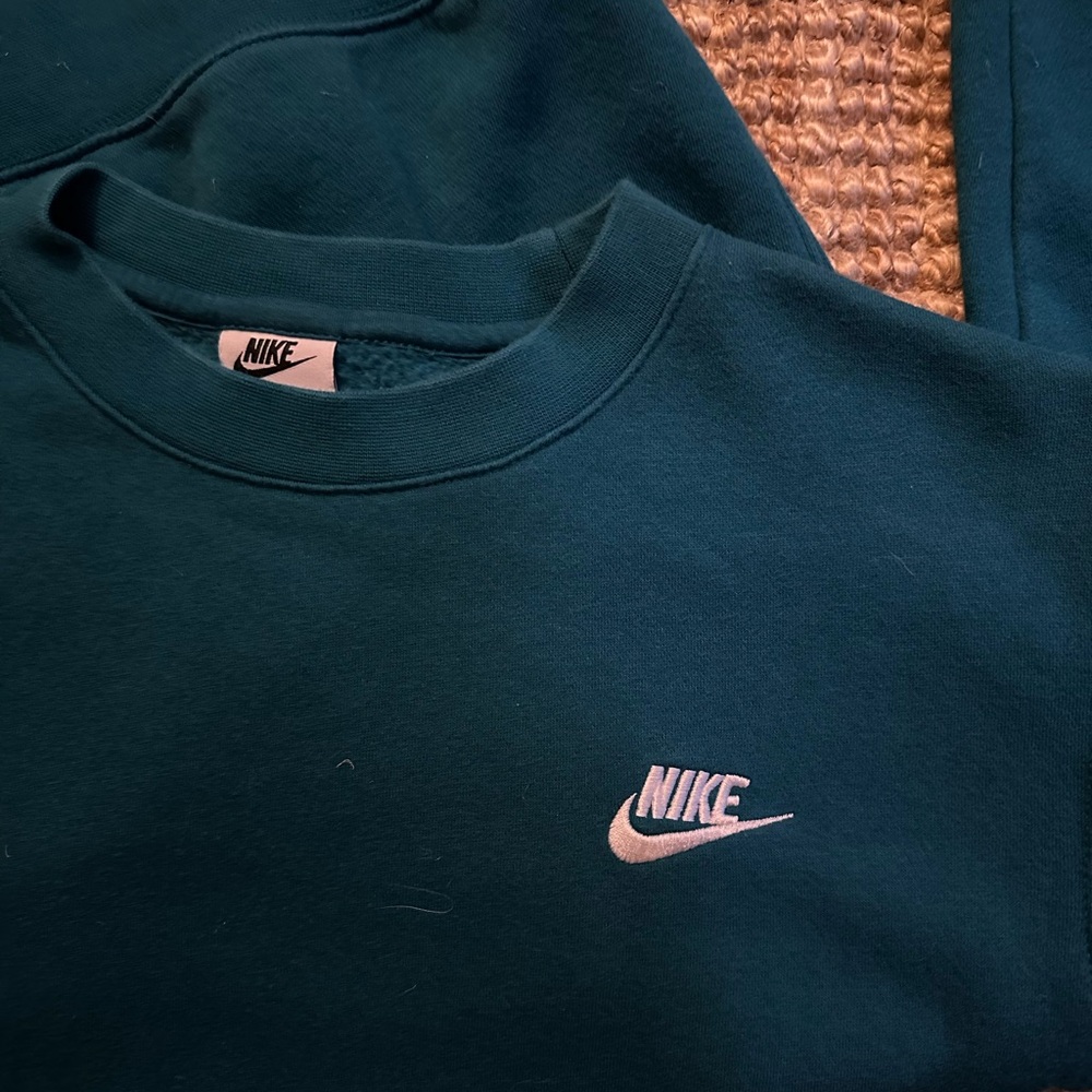 Nike Teal Green Crewneck Sweatshirt – Unisex S - Picture 2 of 5
